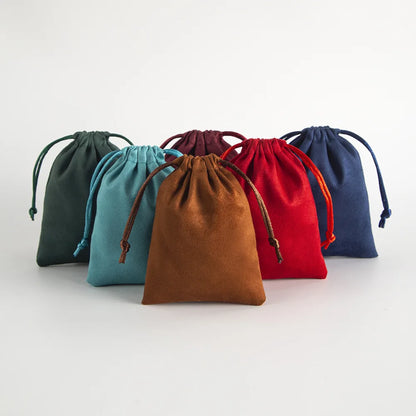 Lot de 10 pochettes en velours à cordon coulissant en flanelle grise pour bijoux, trousses de maquillage, pochettes cadeaux chics pour mariage