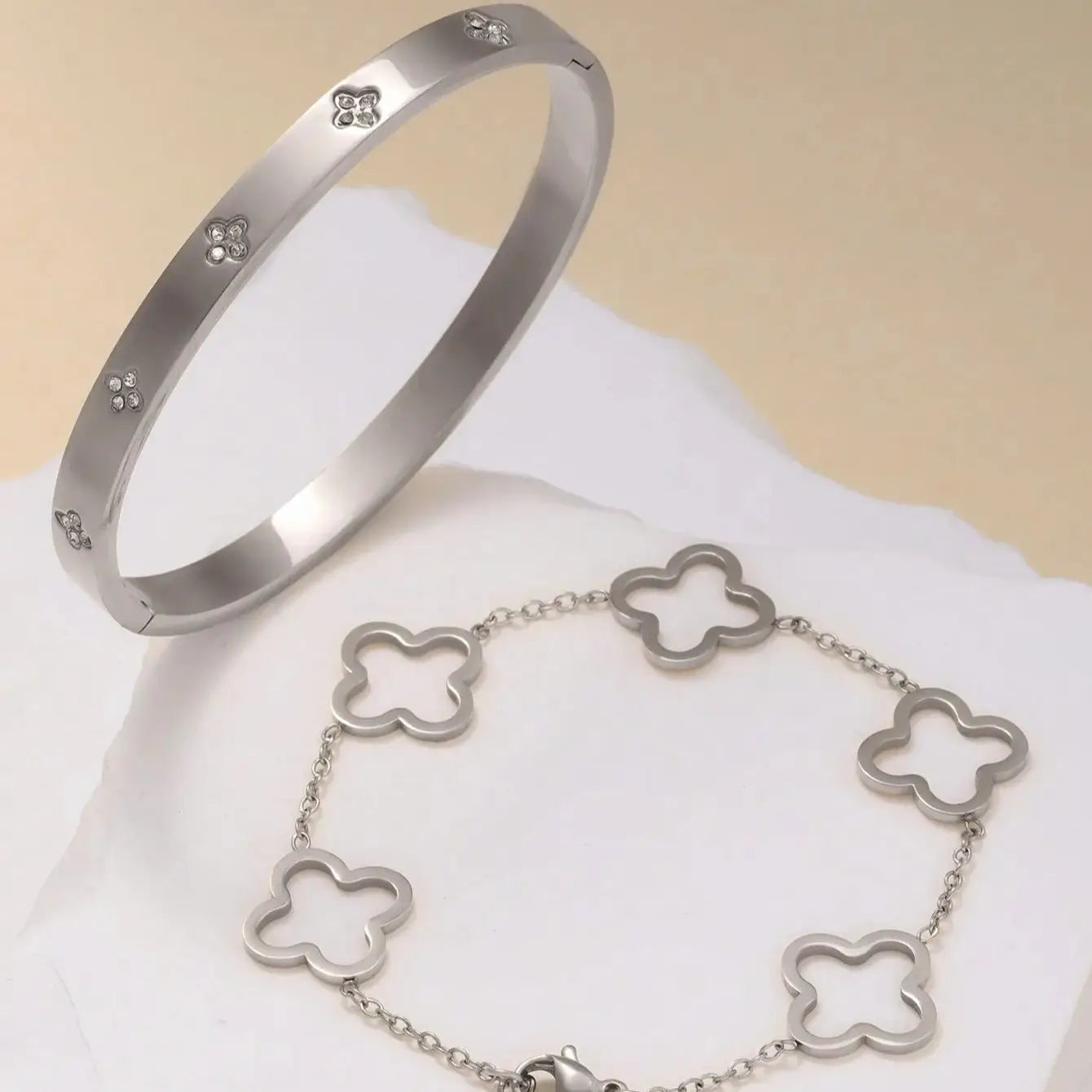 1 Set Fashion Light Luxury Stainless Steel Four Leaf Flower Bracelet, Suitable for Women Daily and Party Wear Gift for Friends