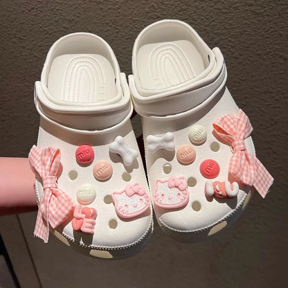 MINISO INS Black & White Series Hello Kitty Cat & Fish Shoe Charms Accessories Women Sandals Decorative Buckle Party Gifts ﻿